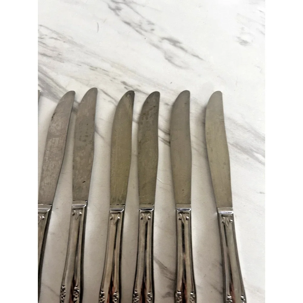 Oneida Plantation Custom Stainless Flatware Dinner Butter Knives 8.5